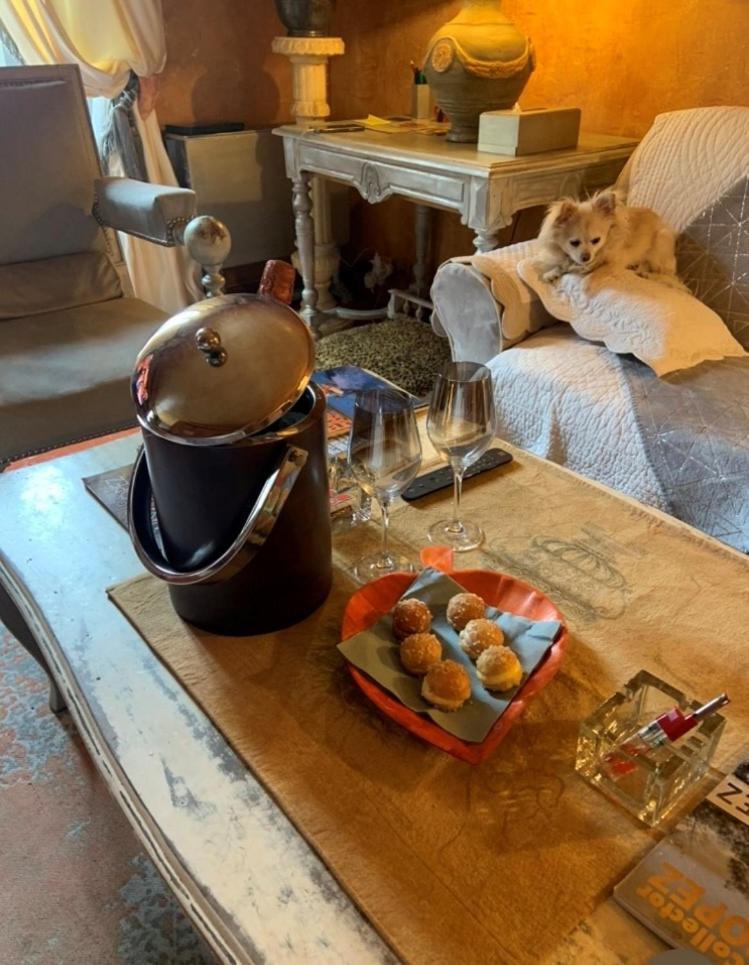 Appartement De Luxe Au Coeur De Saint Tropez Bagian luar foto