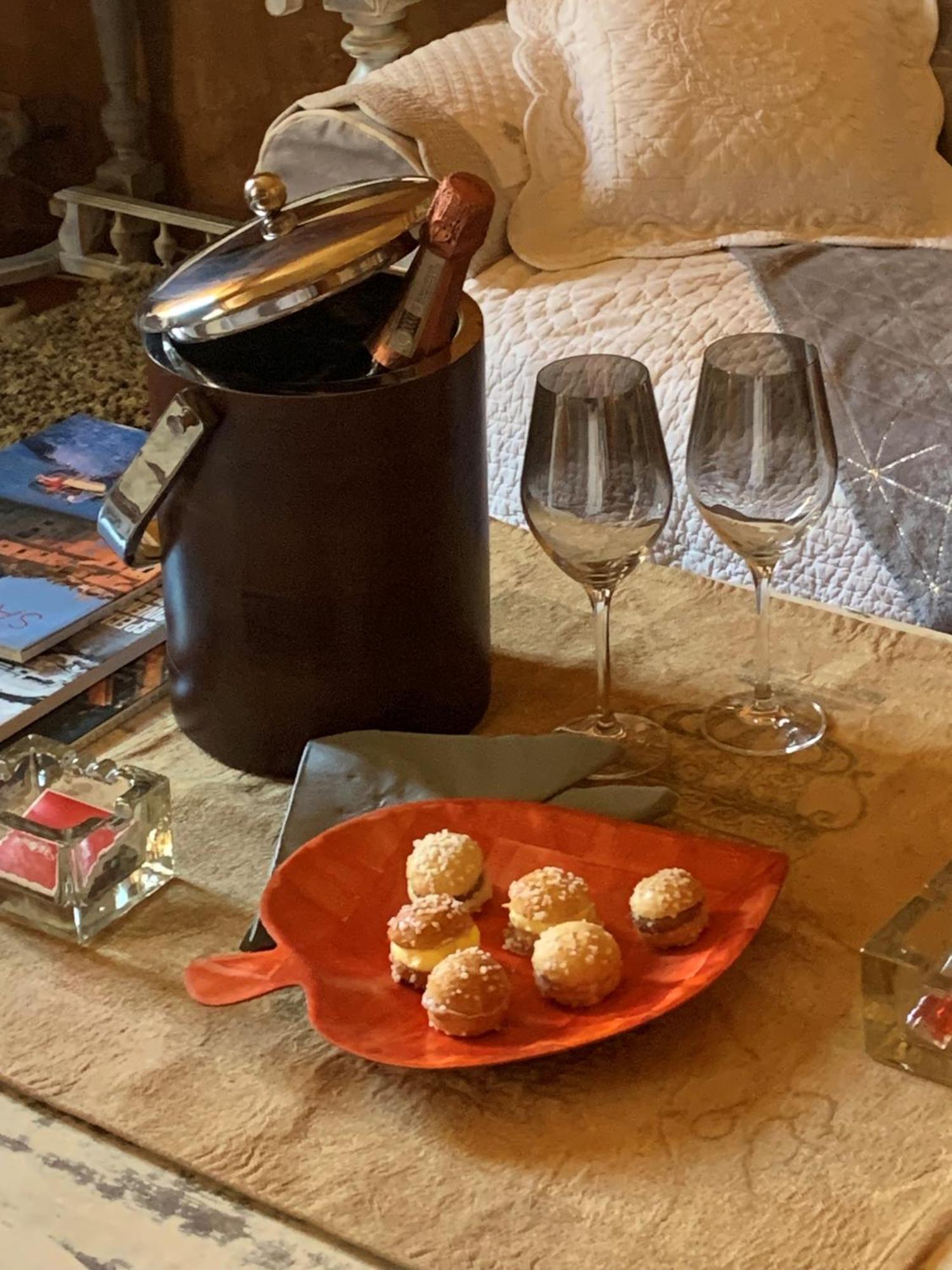 Appartement De Luxe Au Coeur De Saint Tropez Bagian luar foto