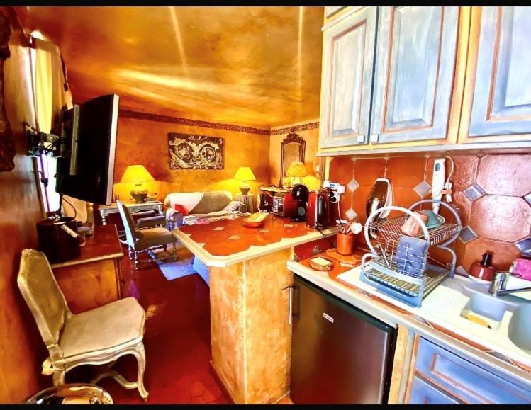 Appartement De Luxe Au Coeur De Saint Tropez Bagian luar foto